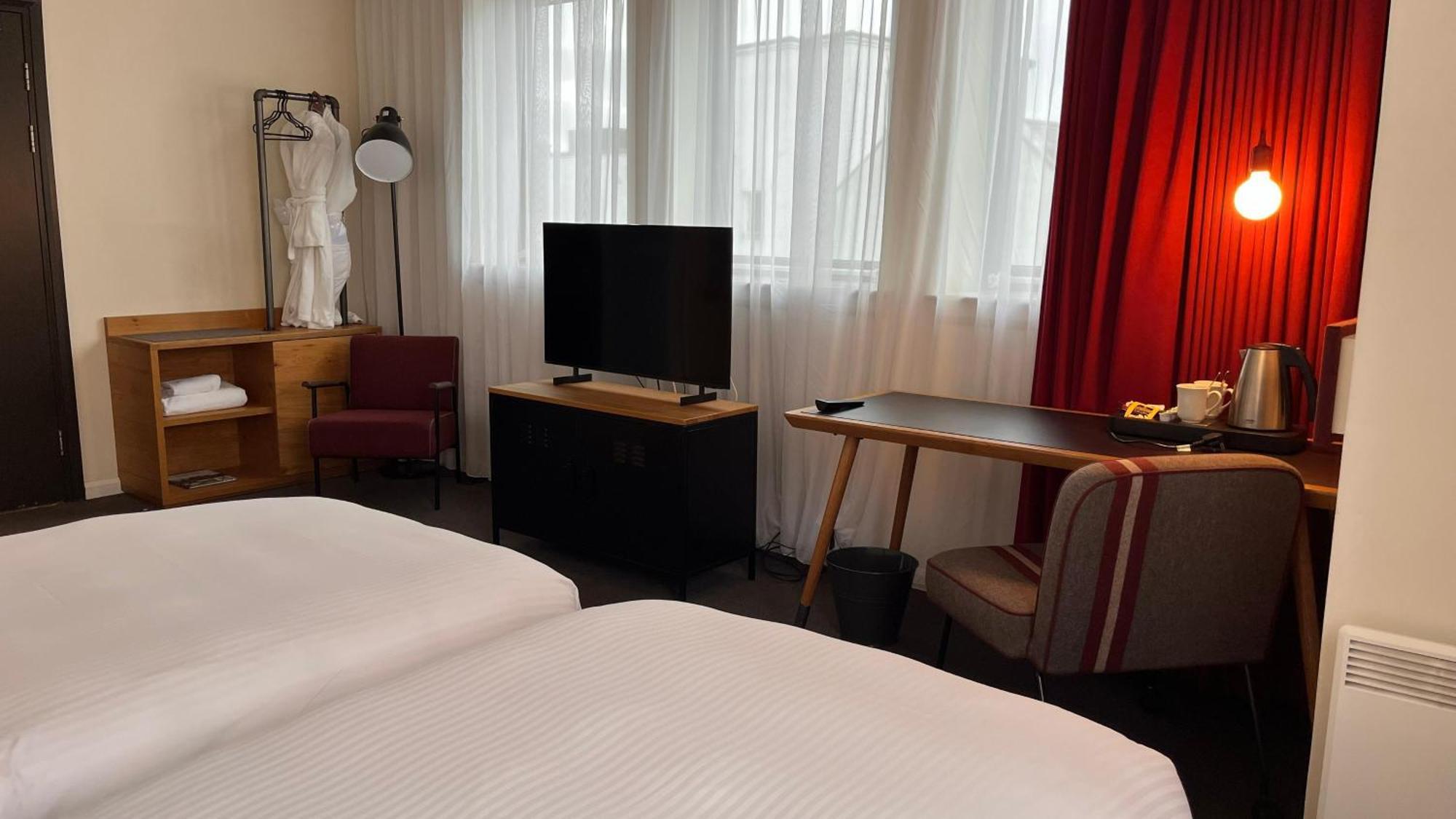 B&B Hotel Ίνβερνες Εξωτερικό φωτογραφία