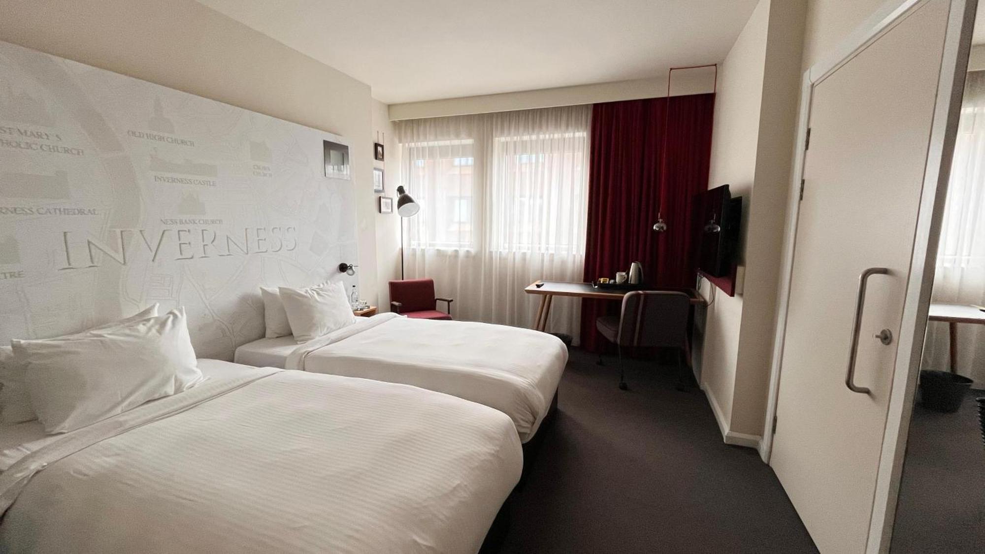 B&B Hotel Ίνβερνες Εξωτερικό φωτογραφία