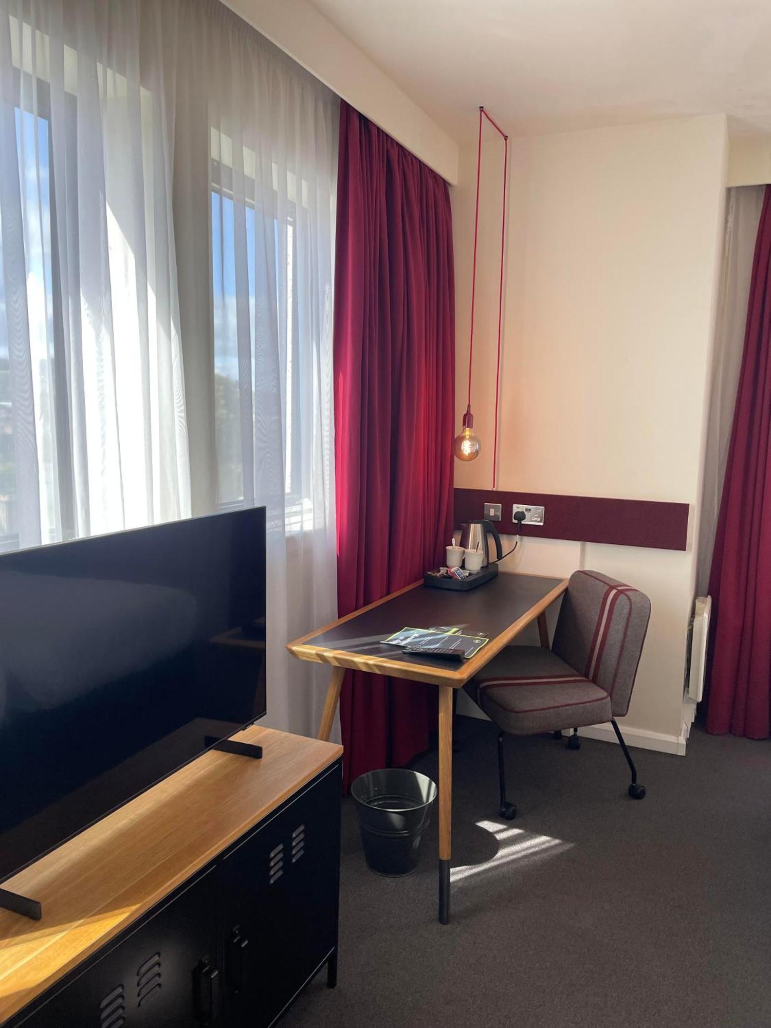 B&B Hotel Ίνβερνες Εξωτερικό φωτογραφία